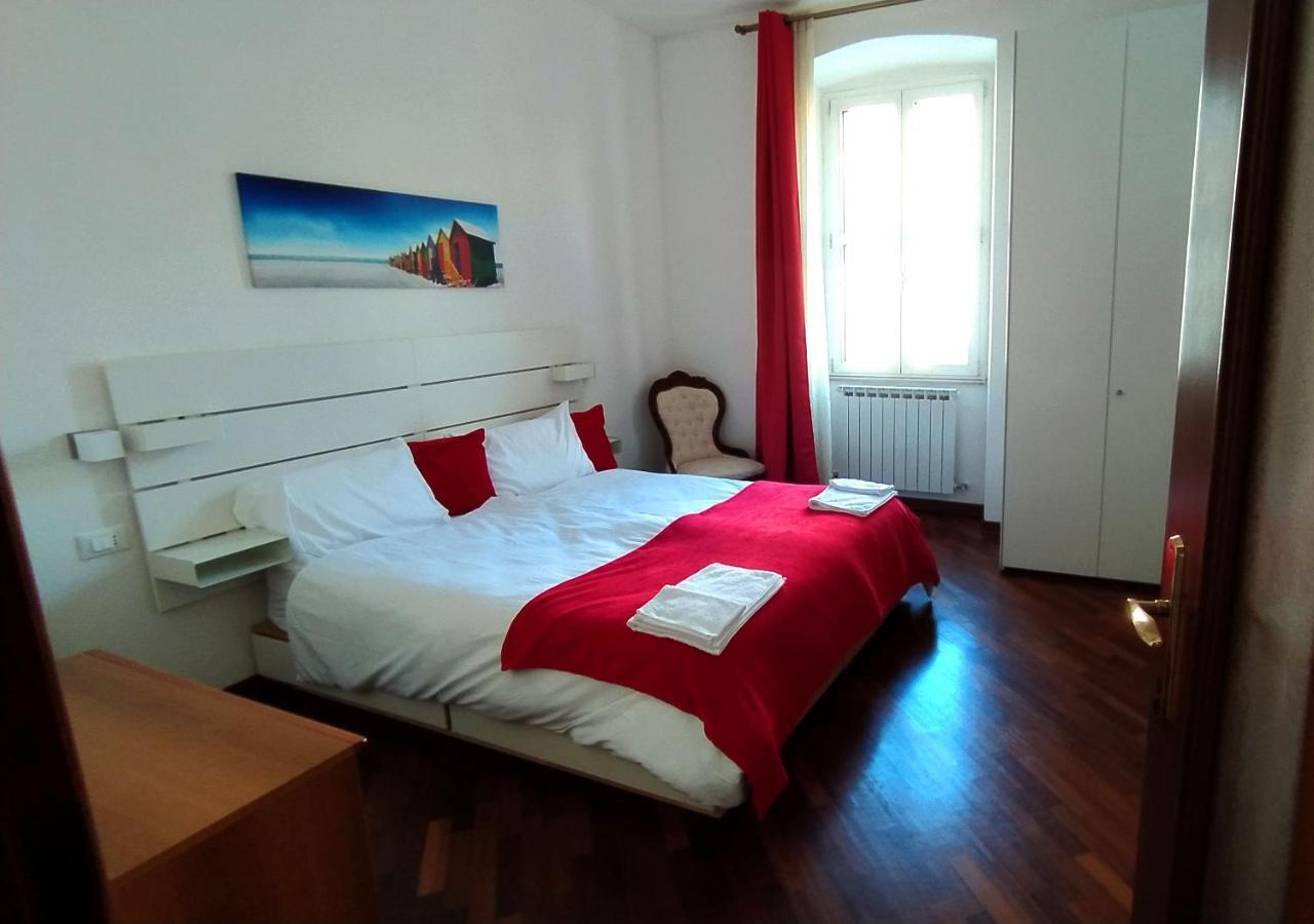 Stanza Con Bagno Ed Accesso Privati Hotel Триест Екстериор снимка